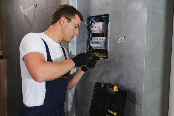 Best Circuit Breaker Repair  in Silverton, OR